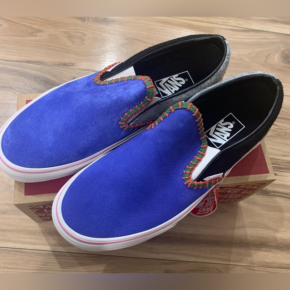 Vans Classic Slip-On (Blanket Stitch) Multi/BlancDeBlanc Men's 6.0, Women's 7.5M